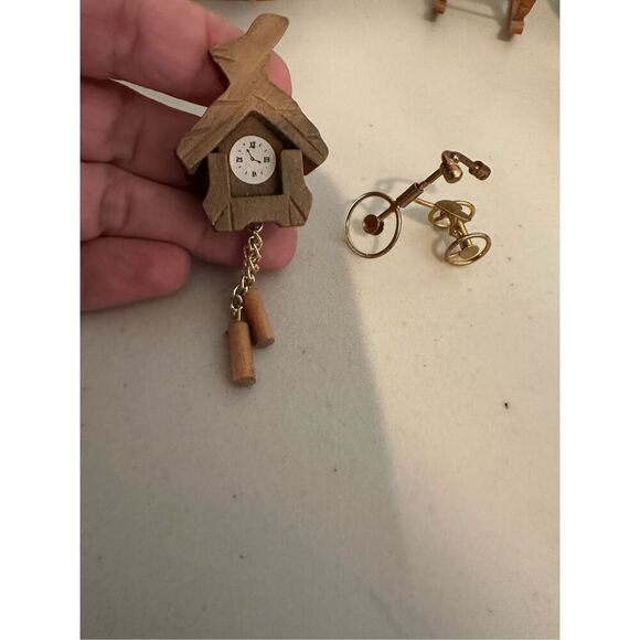 Vintage Wooden Dollhouse Miniature Furniture Set - Picture 8 of 10